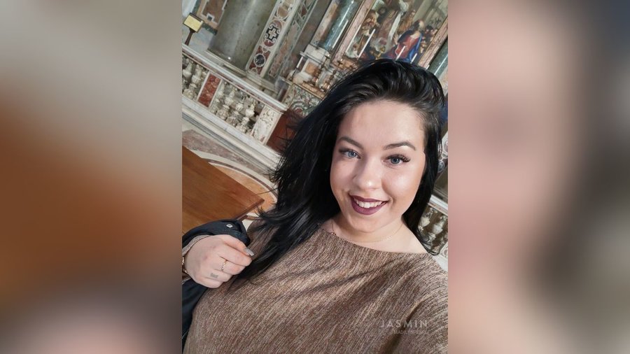 Real teen striptease - XXX Dessert - Picture 1