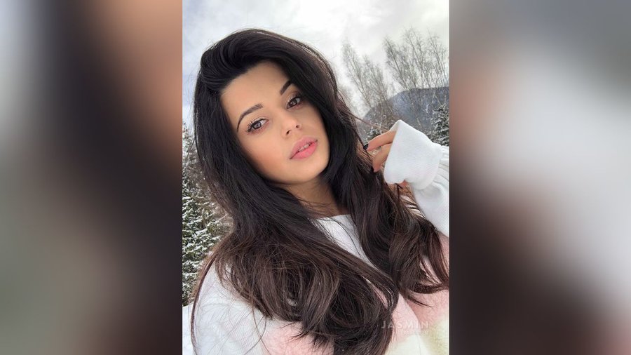 Italian brown eyes girl - XXX Dessert - Picture 4