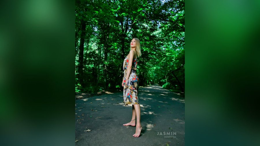 Athletic girl dildo - XXX Dessert - Picture 3