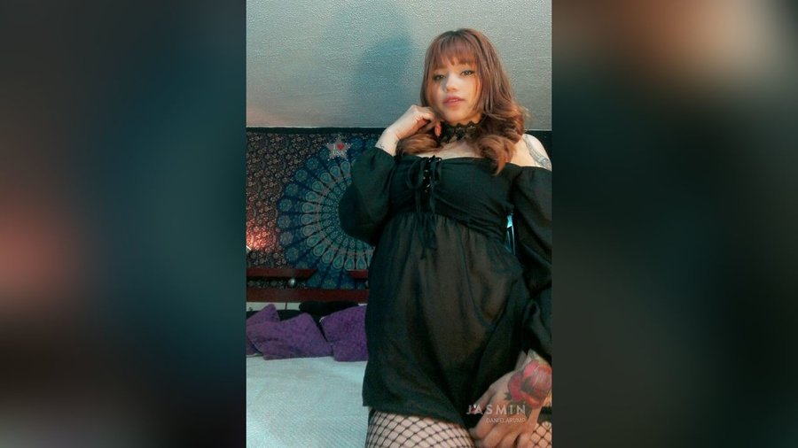 Teen latin squirt - XXX Dessert - Picture 4