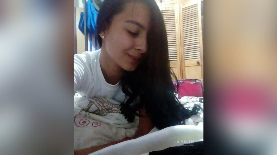 Spanish teen squirt - XXX Dessert - Picture 1