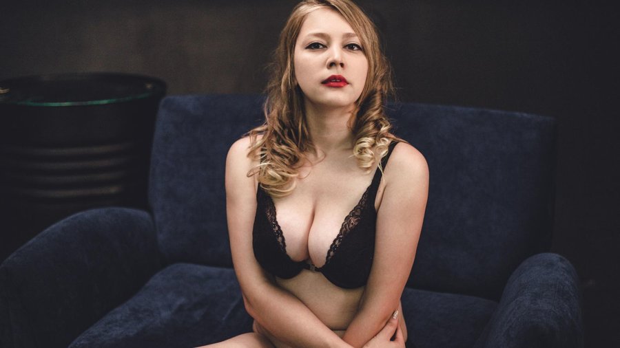 German big tit teen dancing - XXX Dessert - Picture 1