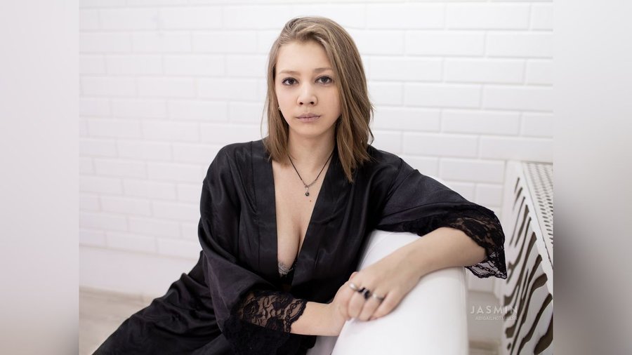 German big tit teen dancing - XXX Dessert - Picture 3