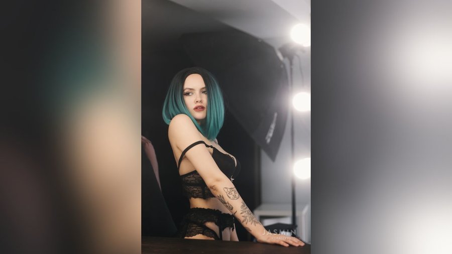 18yo piercing - XXX Dessert - Picture 3