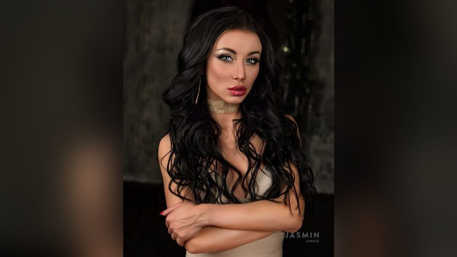 Tiny tits girl squirt - XXX Dessert - Picture 1