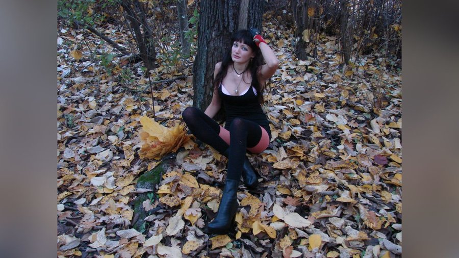 Bisexual grey eyes girl - XXX Dessert - Picture 3