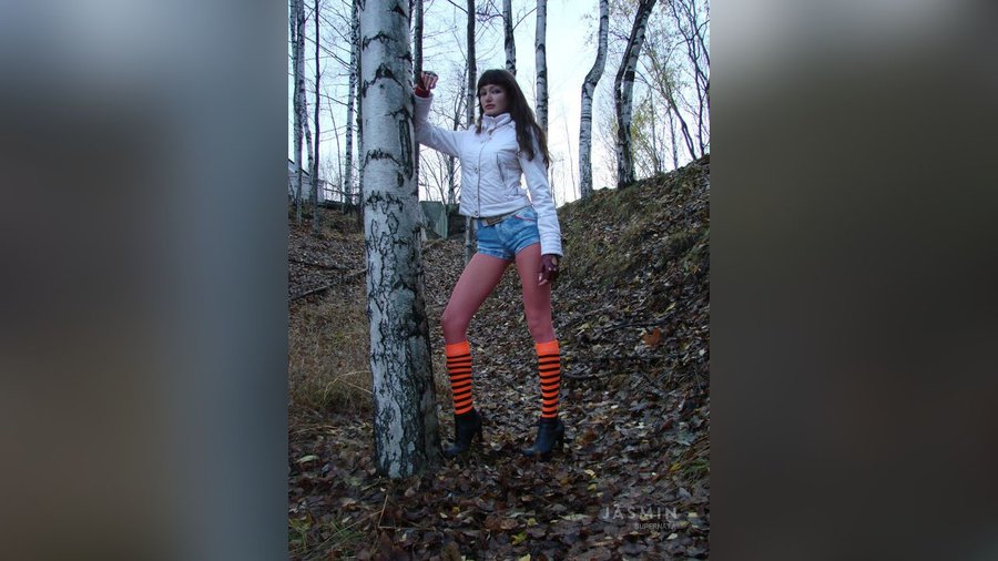 Petite teen squirt - XXX Dessert - Picture 3