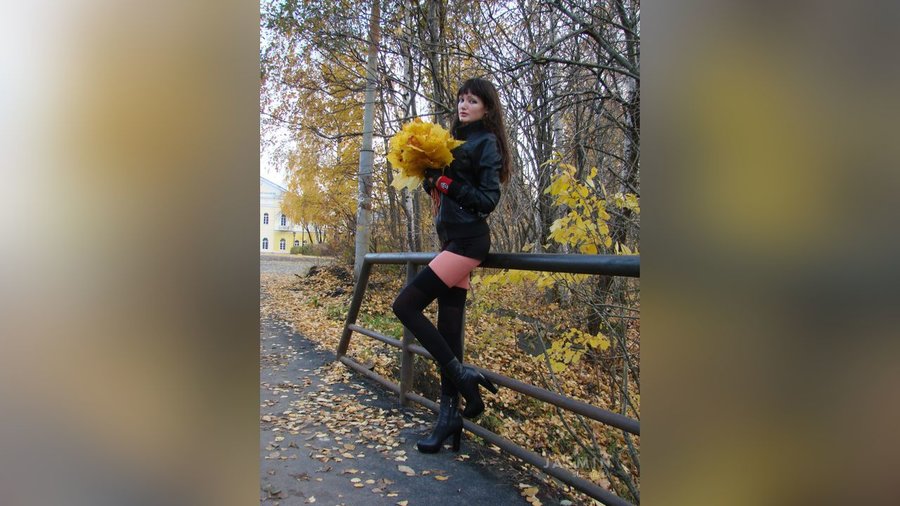 Teen bisexual stockings - XXX Dessert - Picture 2