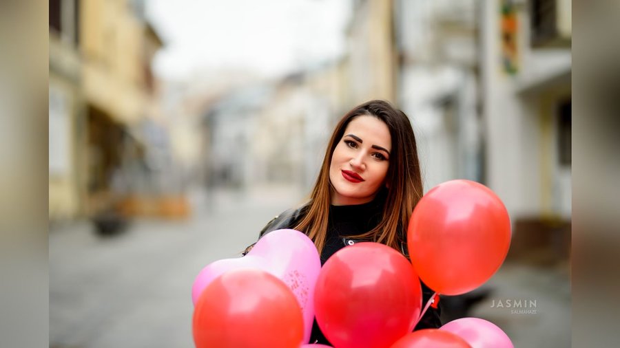 19yo strap on webcam - XXX Dessert - Picture 1