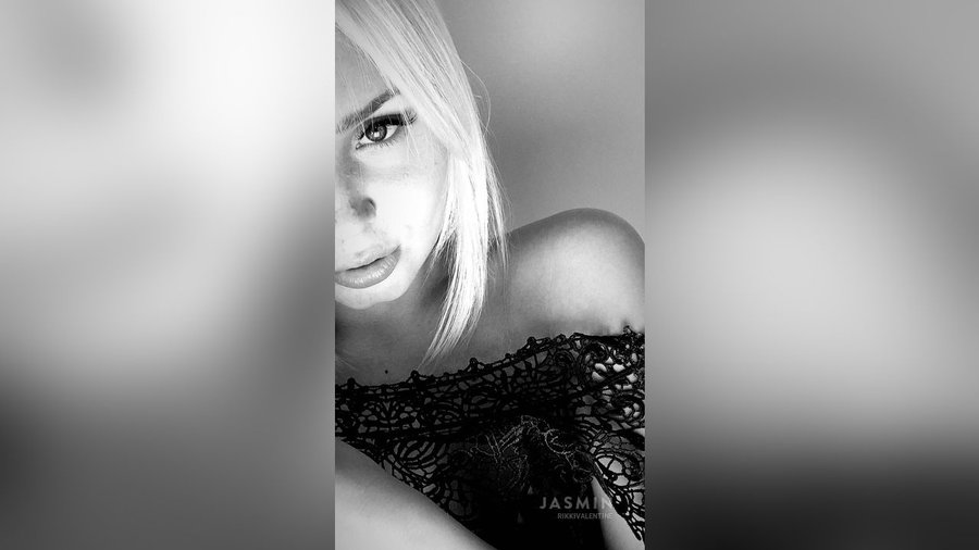 19yo blue eyes girl teen - XXX Dessert - Picture 3
