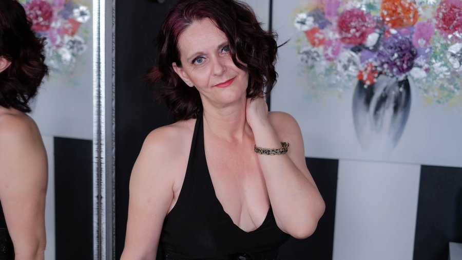 Spanish granny stockings - XXX Dessert - Picture 4