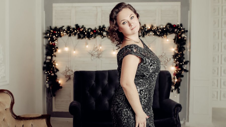 Big tit straight milf - XXX Dessert - Picture 3