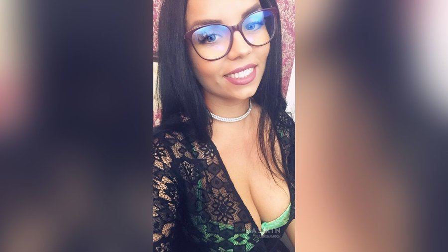 Real strap on webcam - XXX Dessert - Picture 4