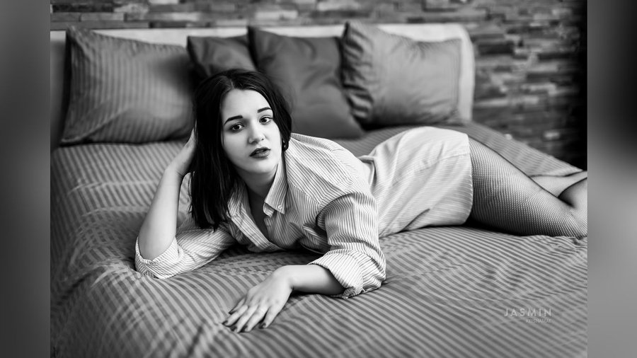 Teen tiny tits cam - XXX Dessert - Picture 2