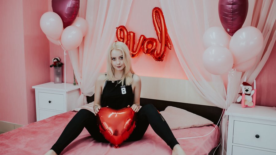 Straight teen girl - XXX Dessert - Picture 4