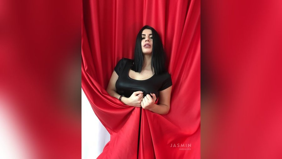 Girl live sex - XXX Dessert - Picture 4