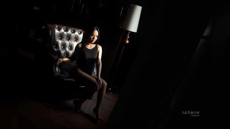 Asian 18yo oil - XXX Dessert - Picture 4