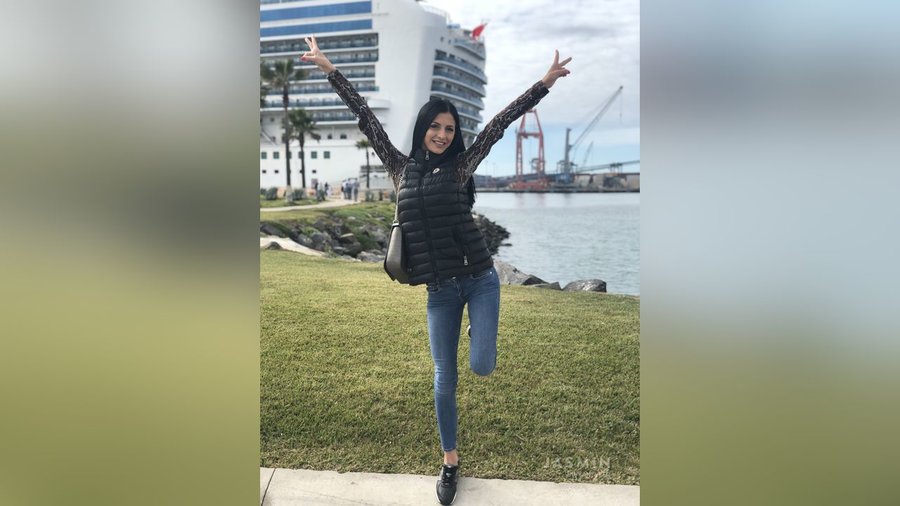 Brown eyes girl - XXX Dessert - Picture 2