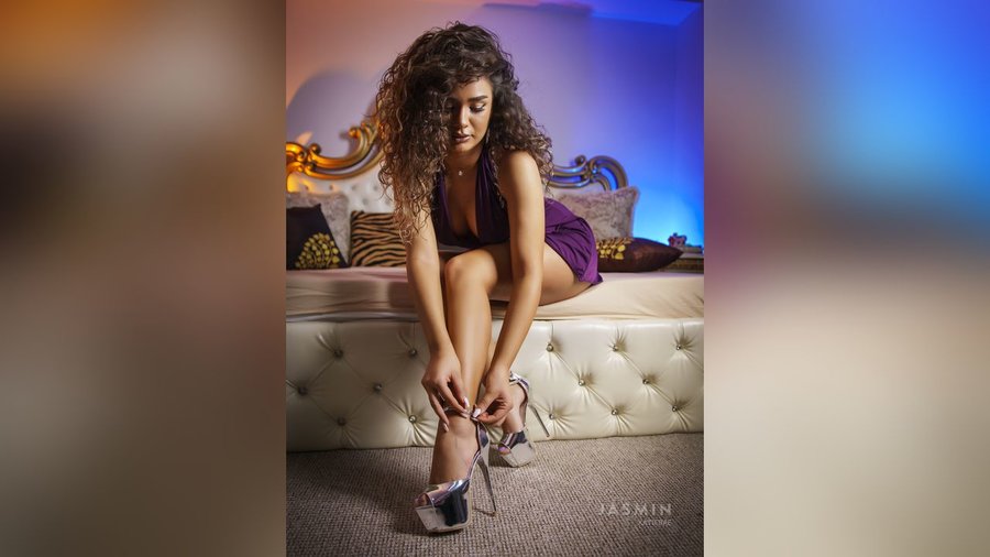 Close up fingering - XXX Dessert - Picture 2