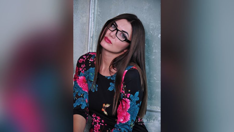 Big tits webcam striptease - XXX Dessert - Picture 1