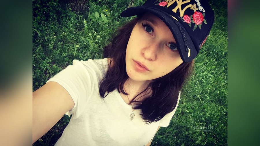 Petite oil dildo - XXX Dessert - Picture 3