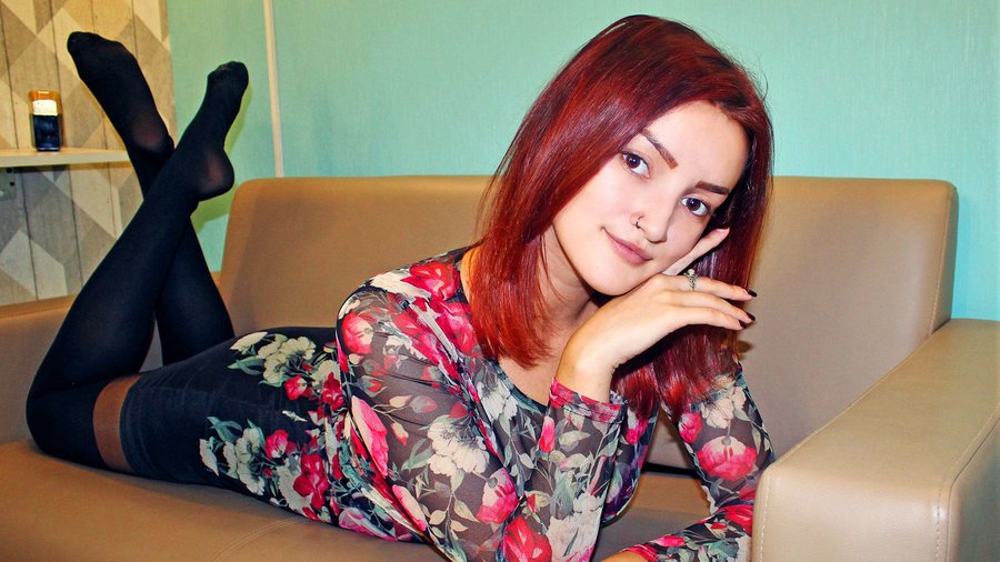 Big tits 18yo teen webcam - XXX Dessert - Picture 3