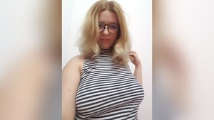 Teen big tits webcam - Picture 1