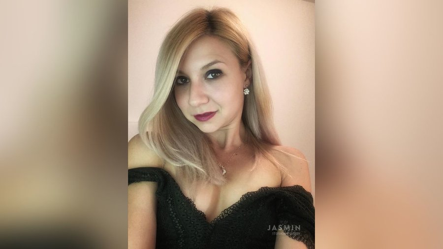 Tiny tits girl - XXX Dessert - Picture 4