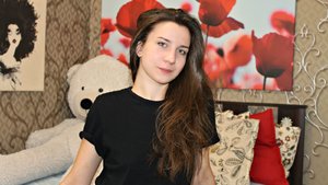 Teen 19yo oil - XXX Dessert - Picture 2