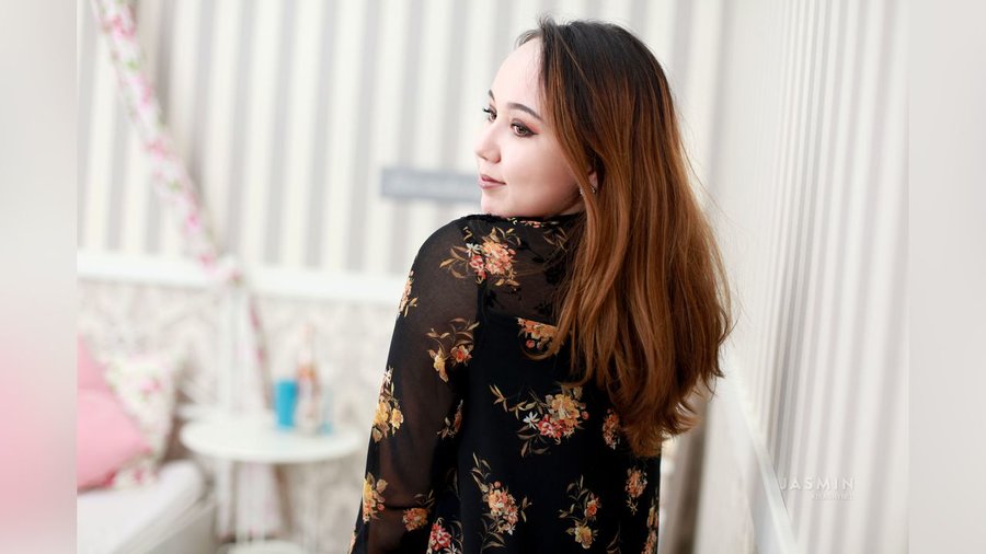 Asian 18yo - XXX Dessert - Picture 2