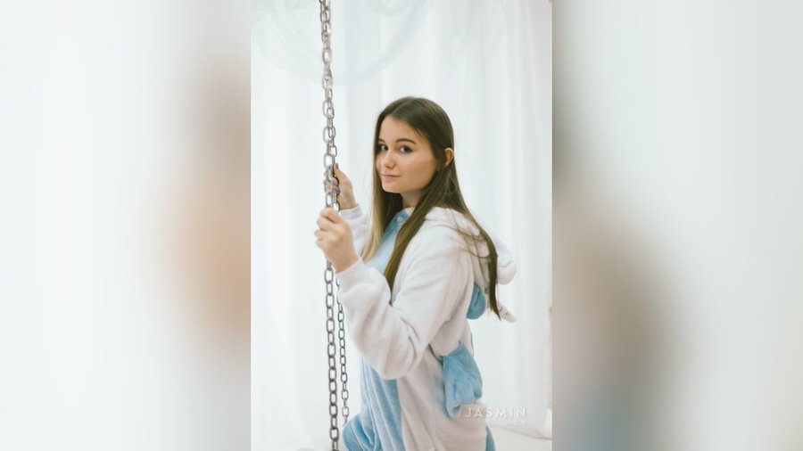 Big tit real teen - XXX Dessert - Picture 3