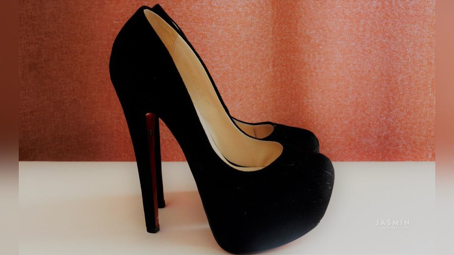 Petite close up - XXX Dessert - Picture 2