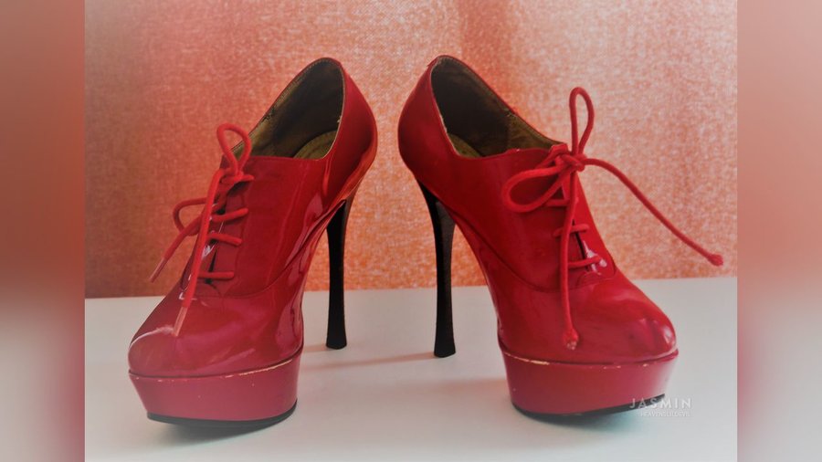 Petite close up - XXX Dessert - Picture 3