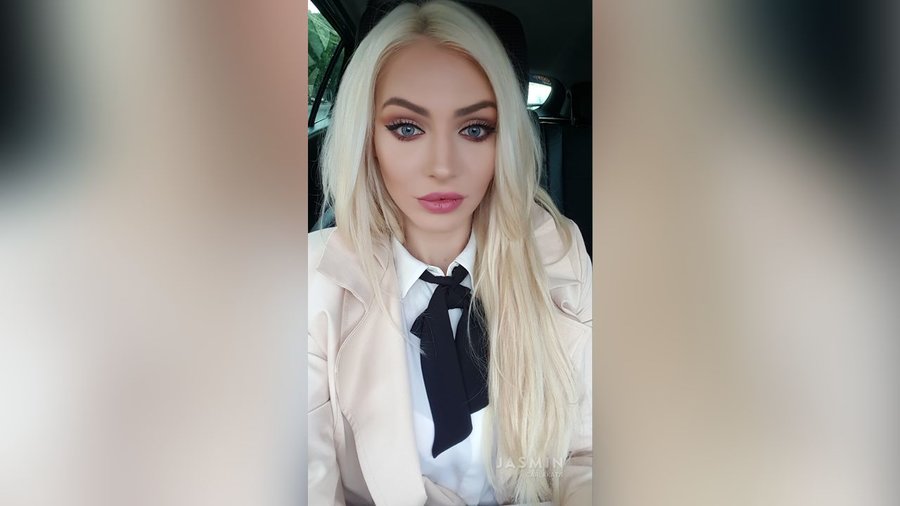 Athletic fingering - XXX Dessert - Picture 1