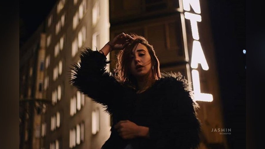 Girl live sex - XXX Dessert - Picture 2