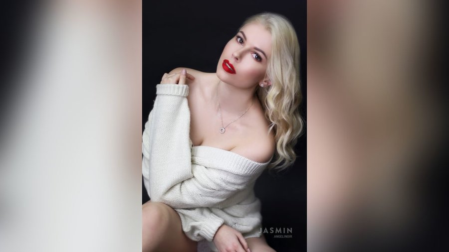 Girl live sex - XXX Dessert - Picture 2