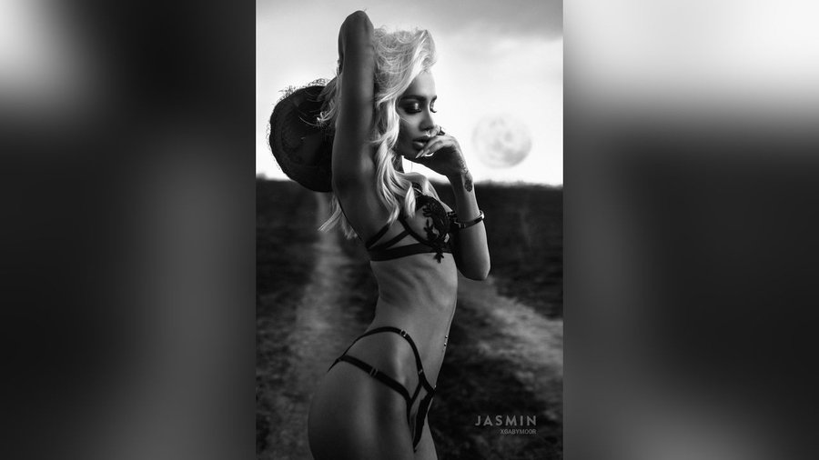 Russian zoom - XXX Dessert - Picture 2