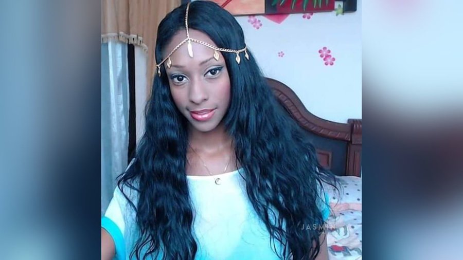 Ebony petite cameltoe - XXX Dessert - Picture 1