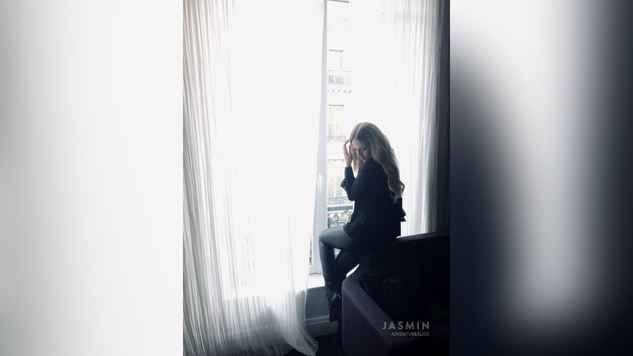 Tiny tits webcam girl - XXX Dessert - Picture 3