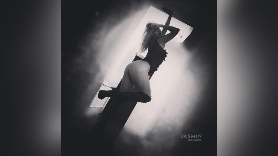 Spanish strap on - XXX Dessert - Picture 4