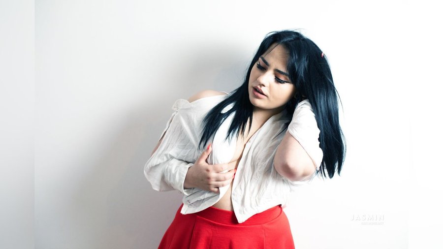 19yo web cam - XXX Dessert - Picture 2