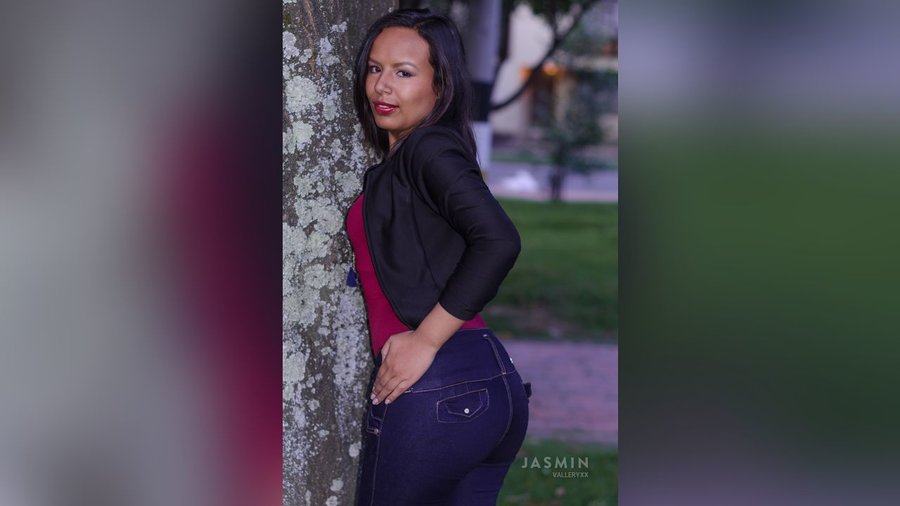 Straight spanish girl - XXX Dessert - Picture 3