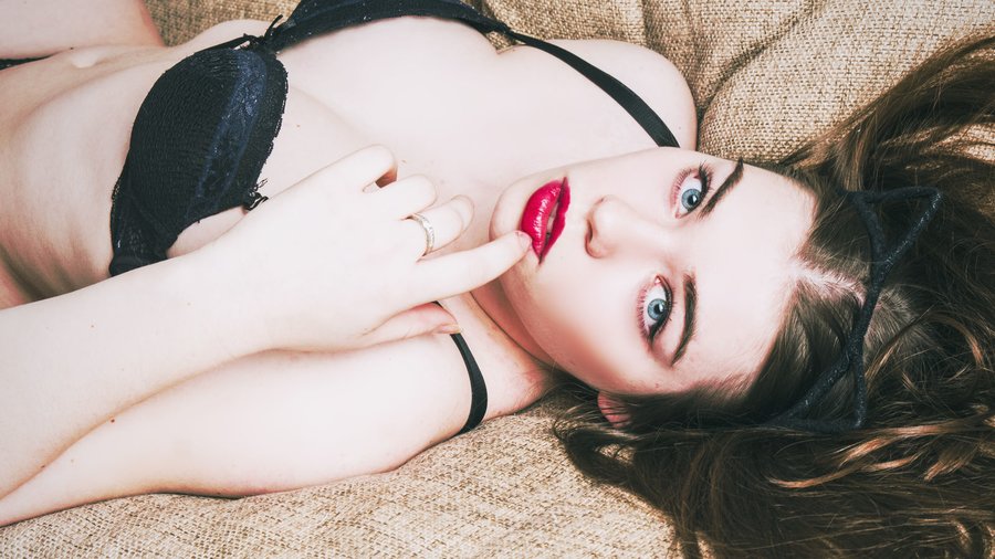 Blue eyes girl - XXX Dessert - Picture 3