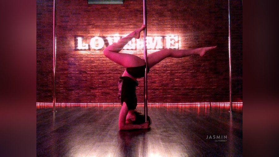 Brown eyes girl - XXX Dessert - Picture 4