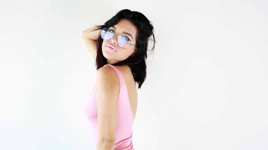 Latin vibrator - XXX Dessert - Picture 2