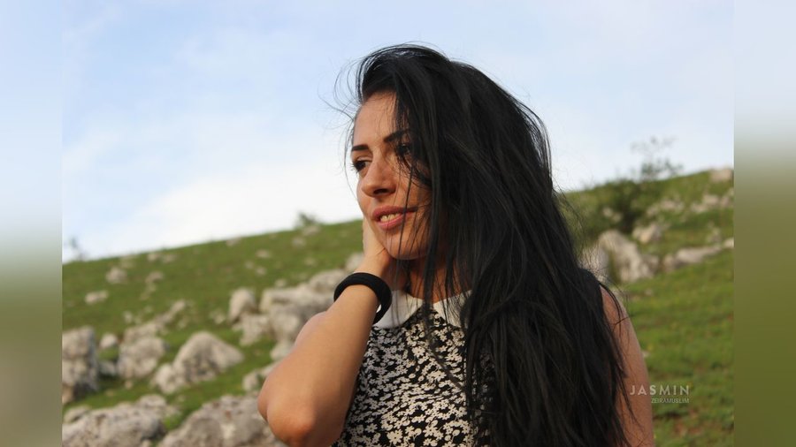 Close up fingering - XXX Dessert - Picture 1