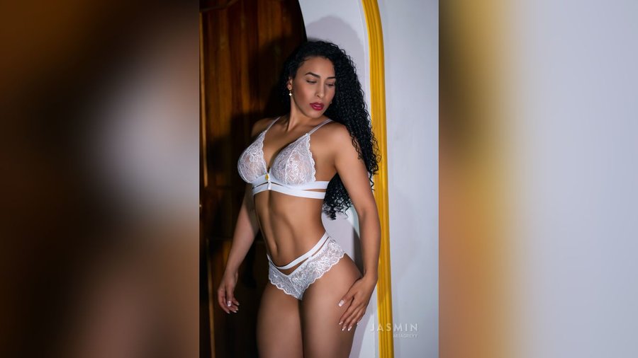 Latin zoom - XXX Dessert - Picture 1