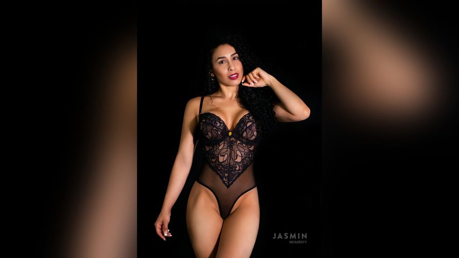 Girl live sex - XXX Dessert - Picture 4