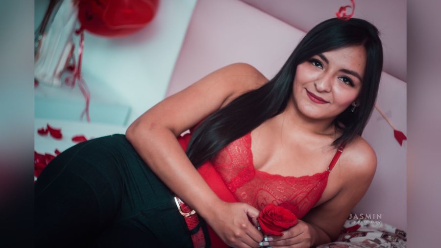 Spanish live sex - XXX Dessert - Picture 1