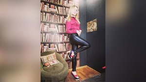 Teen 18yo dildo - XXX Dessert - Picture 3